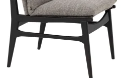 Stoel Alison met massief houten frame